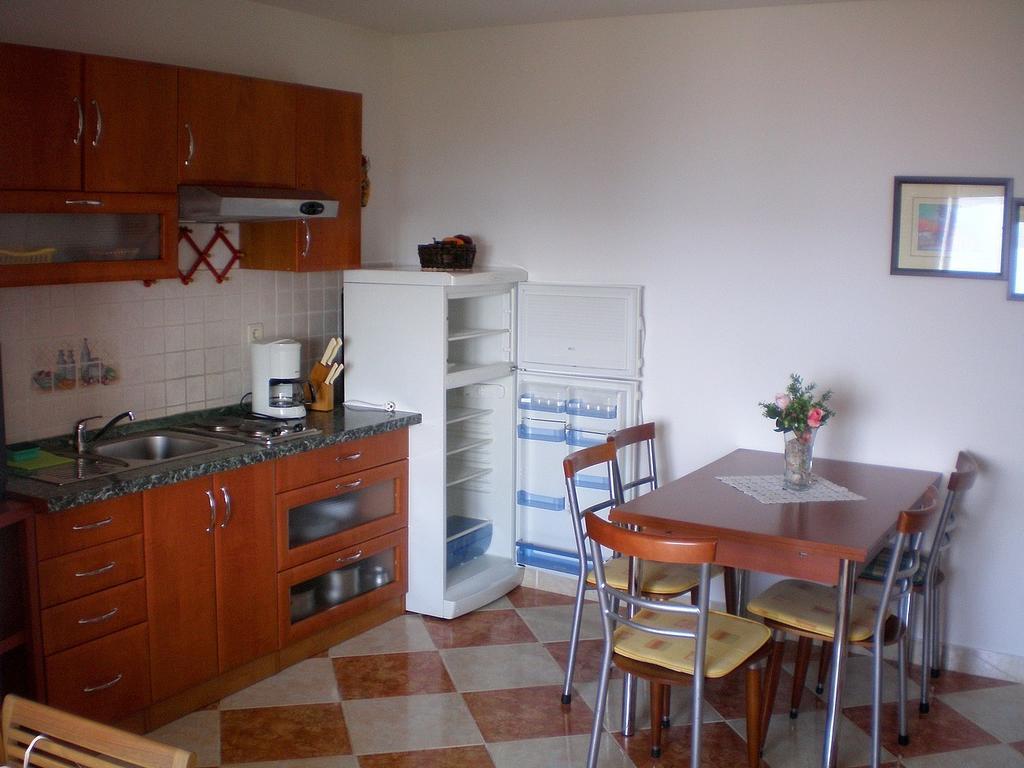 Apartments Boras Selce Habitación foto